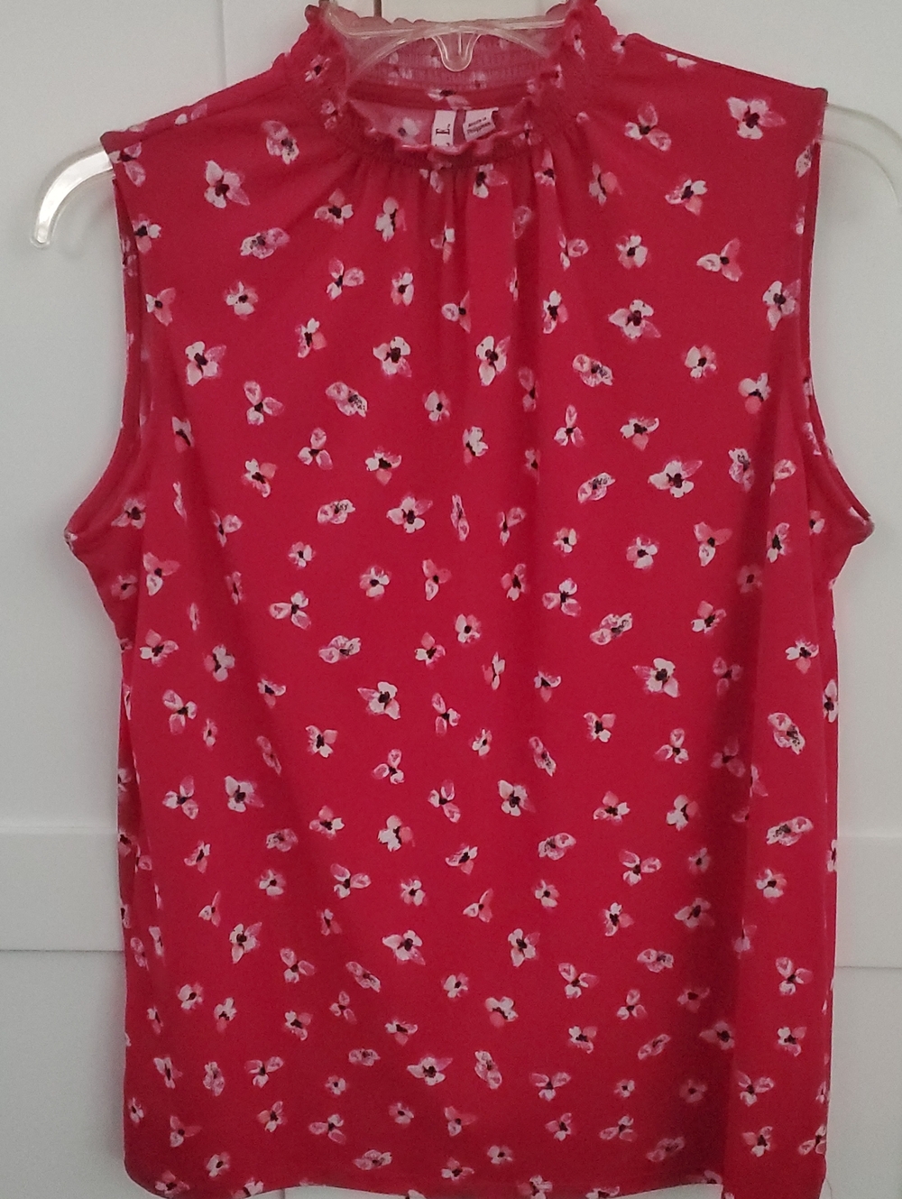 Elle Red Floral Sleeveless Blouse